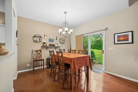 516 King Avenue East Dundee IL 60118