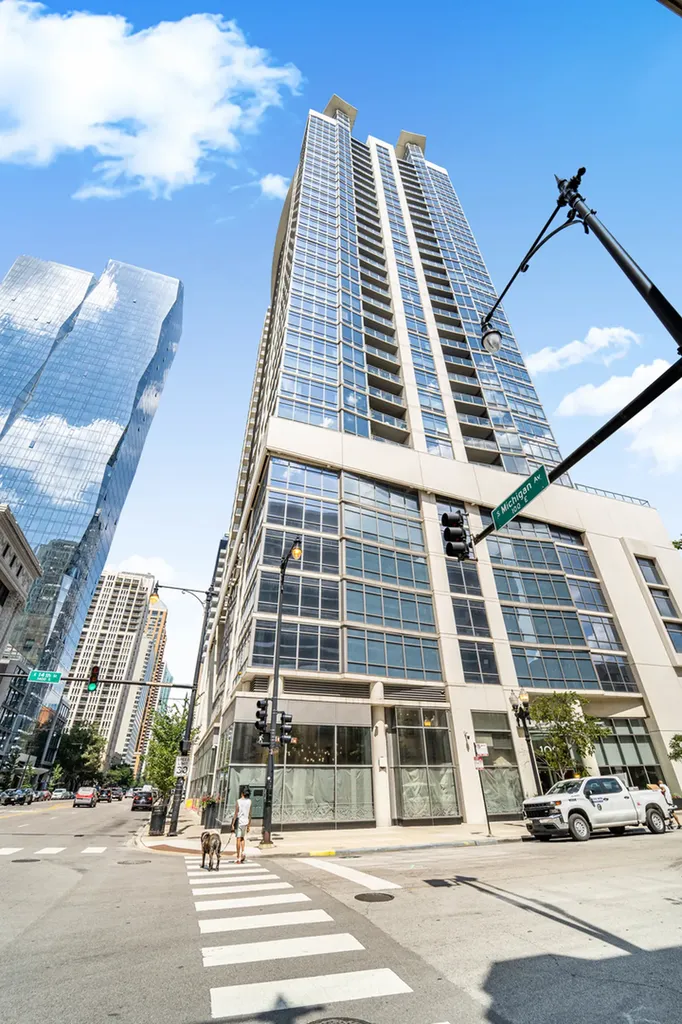 100 East 14th Street Chicago IL 60605