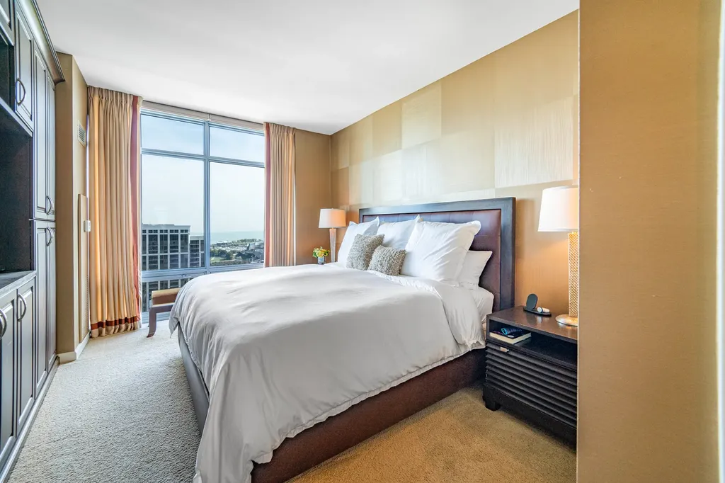 100 East 14th Street Chicago IL 60605