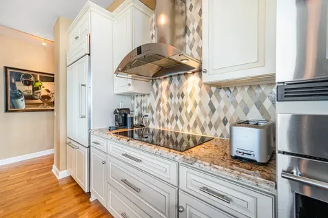 100 East 14th Street Chicago IL 60605