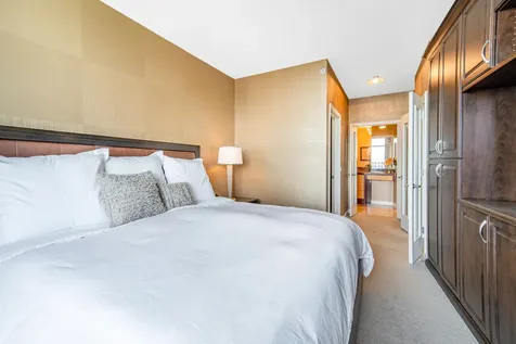 100 East 14th Street Chicago IL 60605