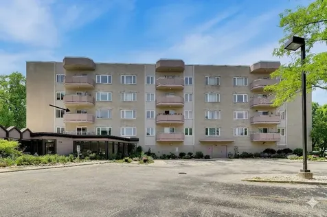 6411 Lincoln Avenue Morton Grove IL 60053