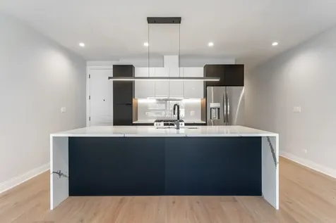 4817 South Wabash Avenue Chicago IL 60653
