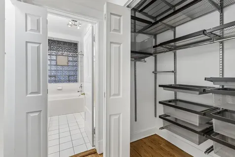 3801 North Wilton Avenue Chicago IL 60613