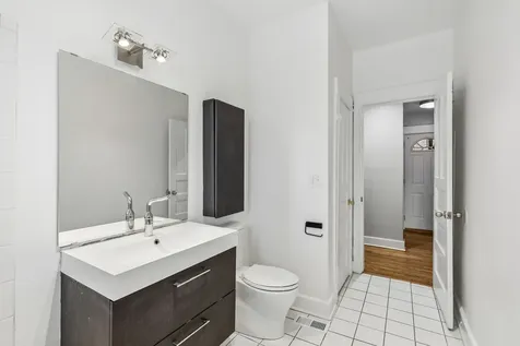 3801 North Wilton Avenue Chicago IL 60613