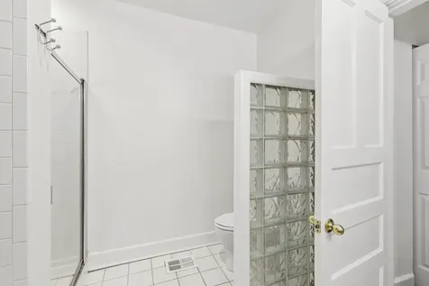 3801 North Wilton Avenue Chicago IL 60613