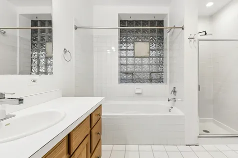 3801 North Wilton Avenue Chicago IL 60613