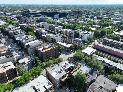 3801 North Wilton Avenue Chicago IL 60613