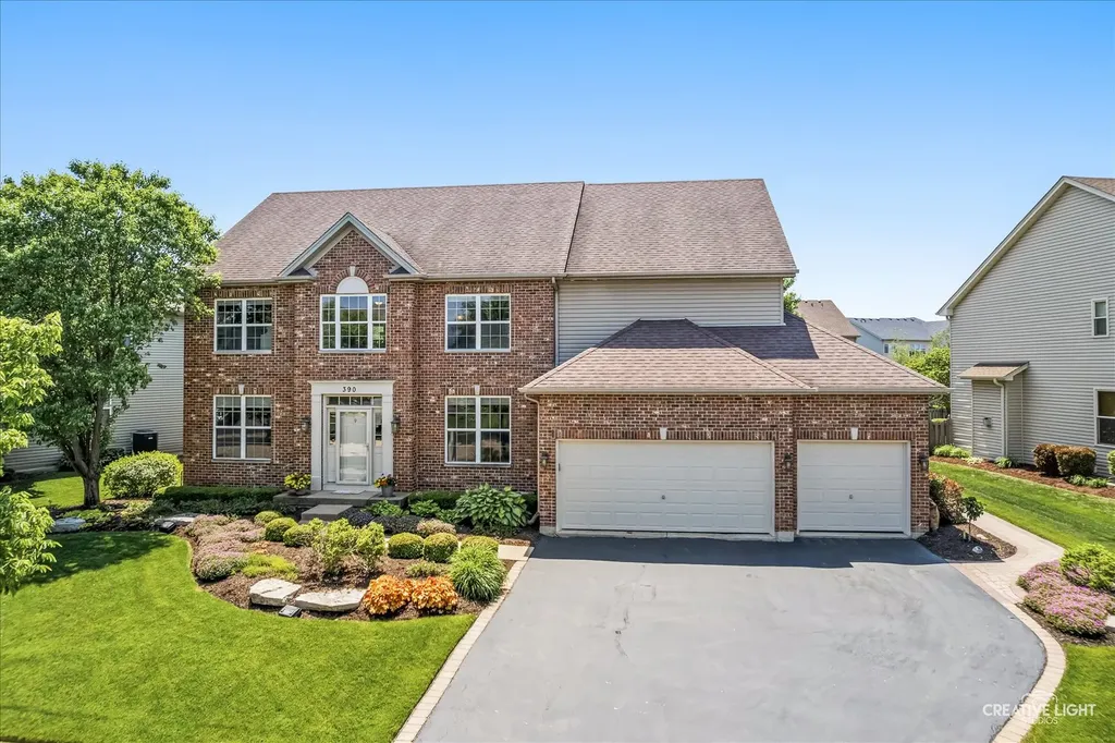 390 Bloomfield Circle E Oswego IL 60543