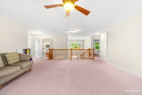 390 Bloomfield Circle E Oswego IL 60543