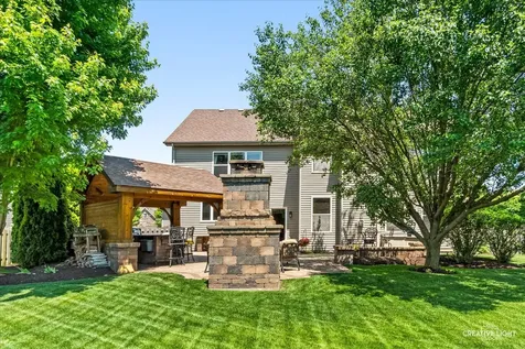 390 Bloomfield Circle E Oswego IL 60543