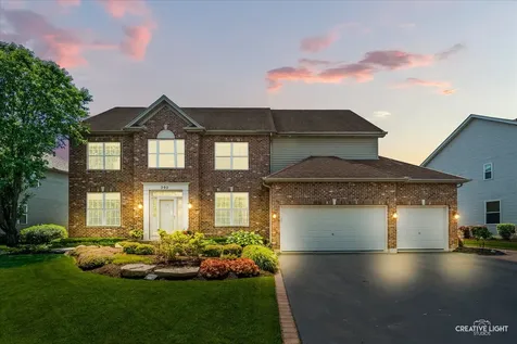 390 Bloomfield Circle E Oswego IL 60543