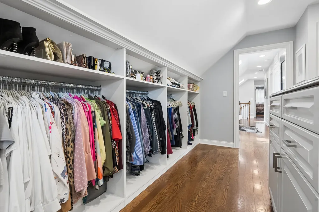 5305 West Addison Street Chicago IL 60641