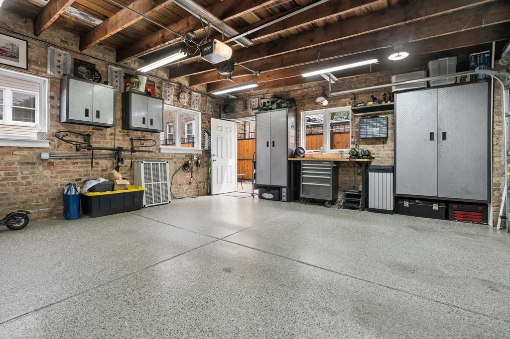5305 West Addison Street Chicago IL 60641