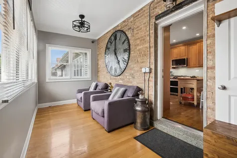 5305 West Addison Street Chicago IL 60641
