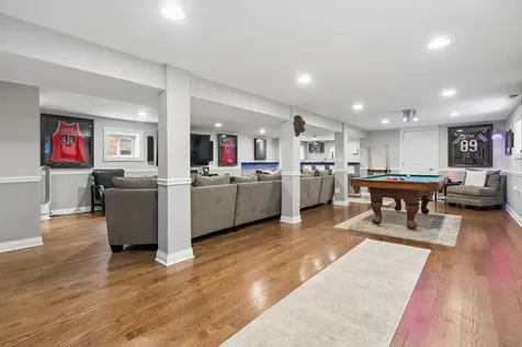 5305 West Addison Street Chicago IL 60641