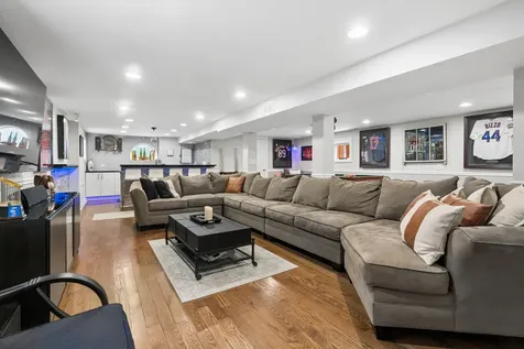 5305 West Addison Street Chicago IL 60641