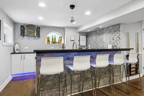 5305 West Addison Street Chicago IL 60641