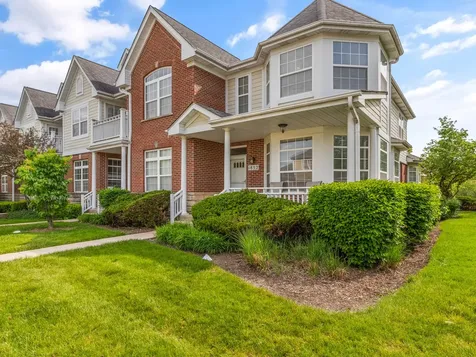 1852 Keystone Place Schaumburg IL 60193