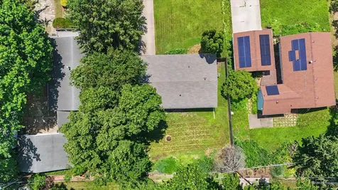 810 East Burkwood Drive Urbana IL 61801