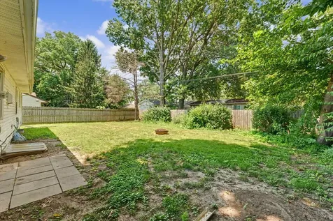 810 East Burkwood Drive Urbana IL 61801