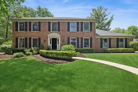 311 Hyatt Drive Libertyville IL 60048