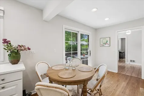 311 Hyatt Drive Libertyville IL 60048