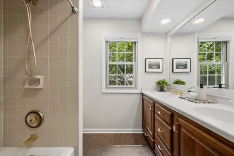 311 Hyatt Drive Libertyville IL 60048