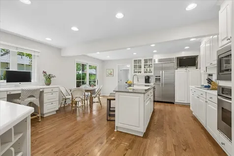 311 Hyatt Drive Libertyville IL 60048