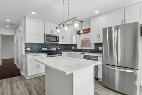 15606 Ingleside Avenue Dolton IL 60419