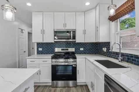 15606 Ingleside Avenue Dolton IL 60419