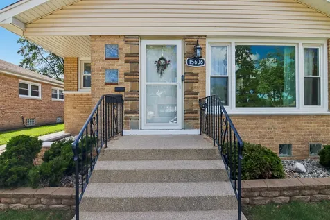 15606 Ingleside Avenue Dolton IL 60419