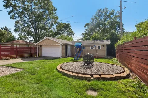15606 Ingleside Avenue Dolton IL 60419