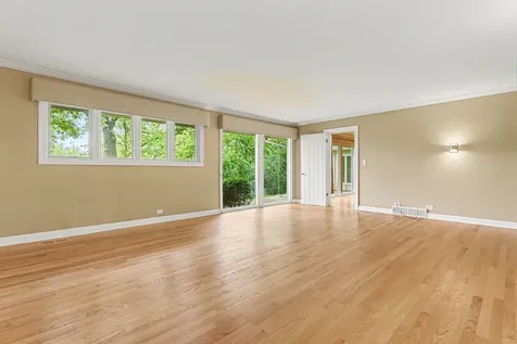 61 Timberlake Road Barrington IL 60010