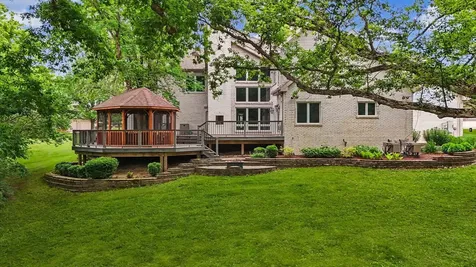 588 B County Road 2400 N Dewey IL 61840