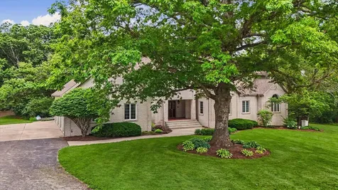 588 B County Road 2400 N Dewey IL 61840