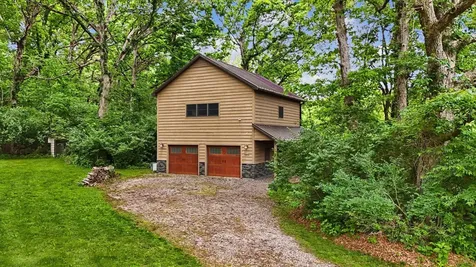 588 B County Road 2400 N Dewey IL 61840