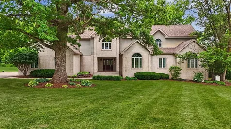 588 B County Road 2400 N Dewey IL 61840