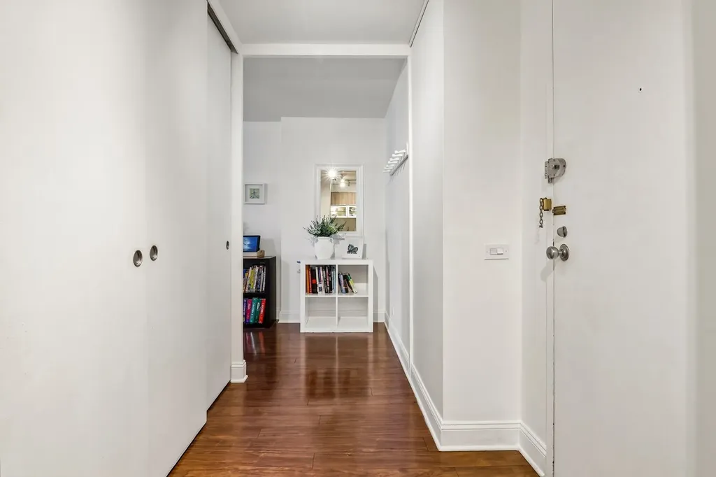 2400 North Lakeview Avenue Chicago IL 60614