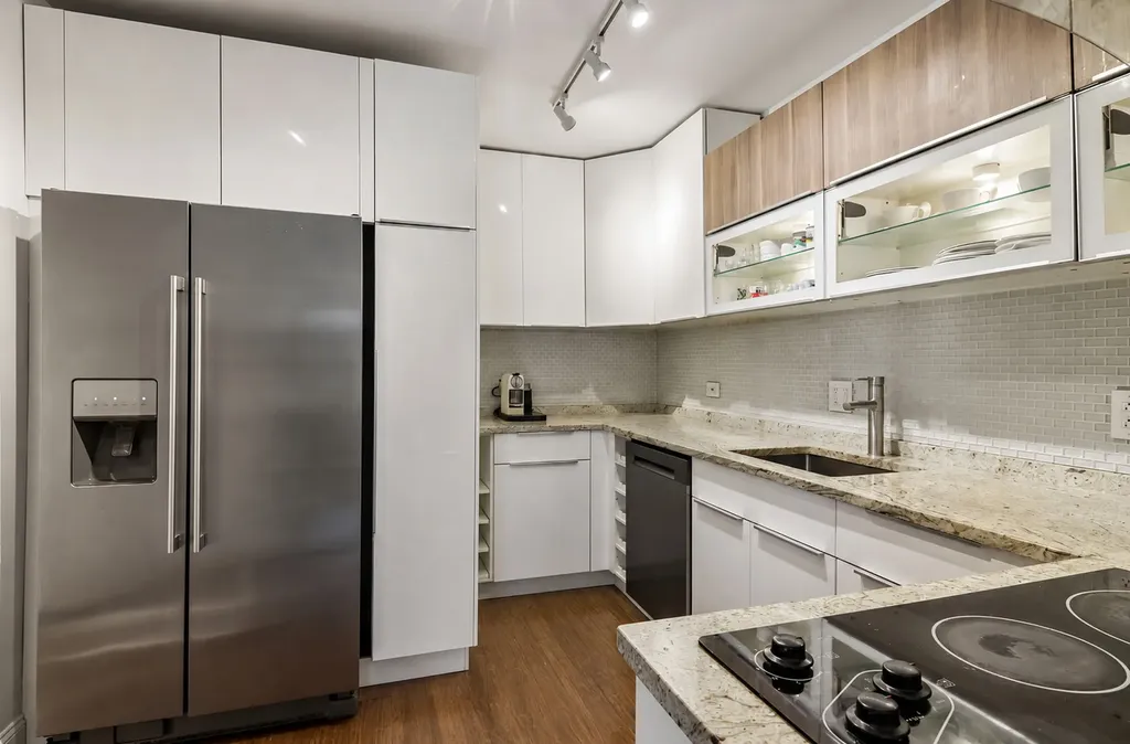 2400 North Lakeview Avenue Chicago IL 60614