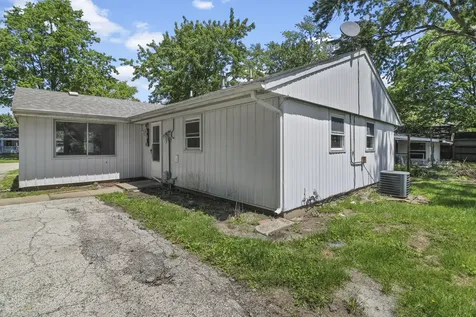 3213 Kimberly Drive Champaign IL 61821