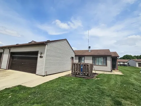 906 Pomona Drive Champaign IL 61822