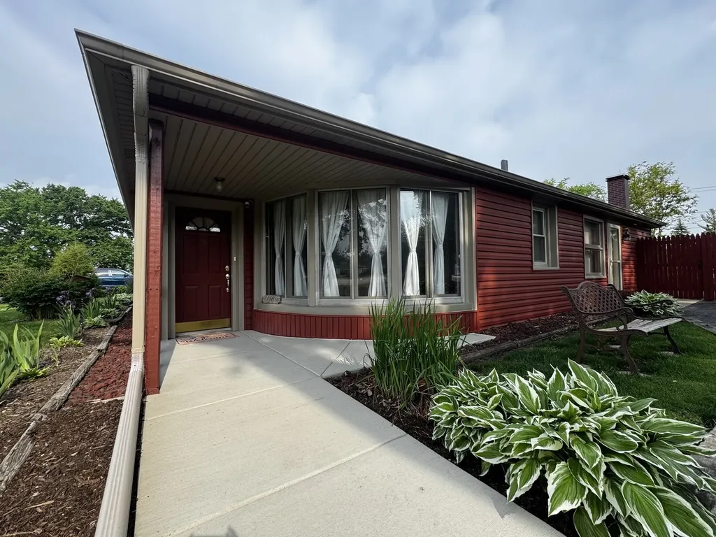 1100 South Columbine Avenue Lombard IL 60148