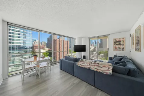 1212 North Lasalle Drive Chicago IL 60610