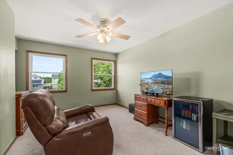 606 Otter Way Oswego IL 60543