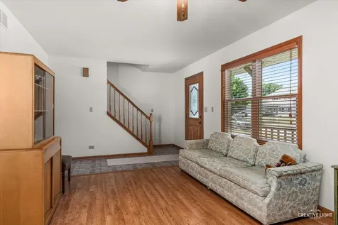 606 Otter Way Oswego IL 60543