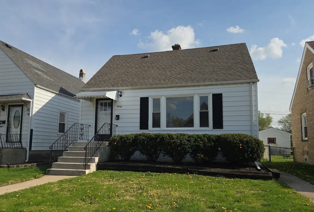 20 West 140th Court Riverdale IL 60827