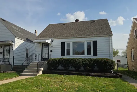 20 West 140th Court Riverdale IL 60827