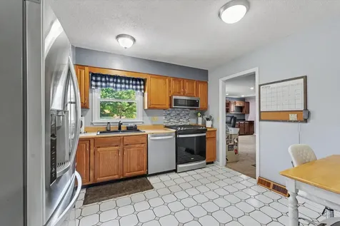 10 Stanford Place Champaign IL 61820