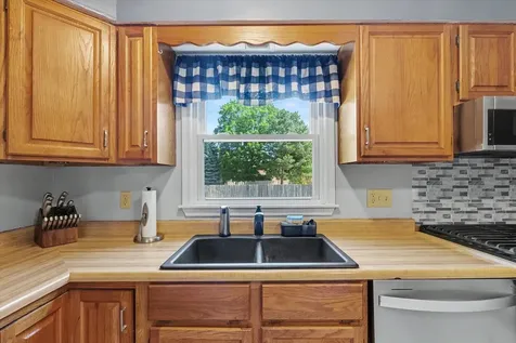 10 Stanford Place Champaign IL 61820